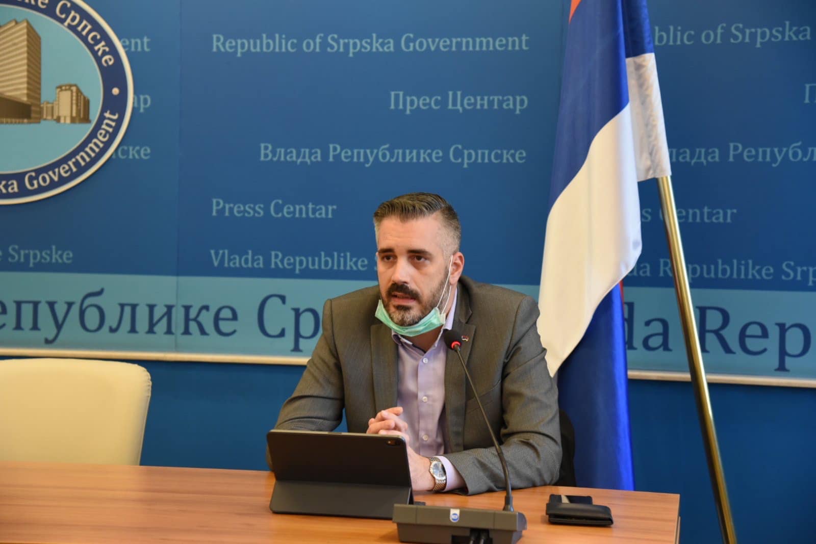 Peter Rajcevic RAJČEVIĆ: Studentima u inostranstvu će biti pružena pomoć - Novosti Plus