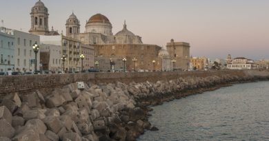 Grad stariji od Rima: Andaluzijsko čudo sa 126 tornjeva, nepokorenim zidinama i pričama starim milenijumima.