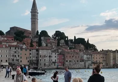 ‘Mala Venecija’ u bh. susjedstvu: Grad svjetlosti, mora i historije ! ‘Mala Venecija’ u bh. susjedstvu: Grad svjetlosti, mora i historije !