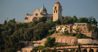 Top destinacija za kraj leta: Italijanski grad u kojem ćete uživati kao lokalci, a iz mora nećete hteti da izađete