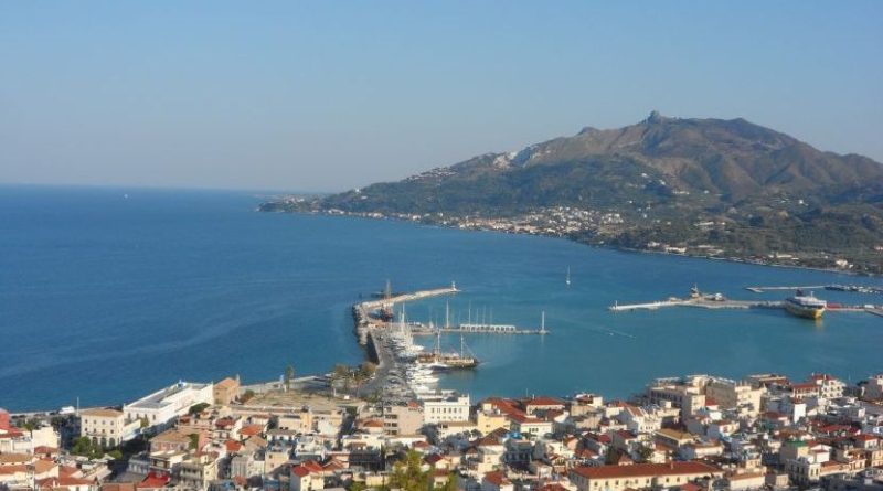 Treće po površini među Jonskim ostrvima, dom je za više od 7.000 vrsta cveća ! Treće po površini među Jonskim ostrvima, dom je za više od 7.000 vrsta cveća !