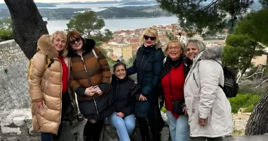 Jasna nije imala društvo za izlete pa je osnovala udrugu koja vodi na putovannja !
