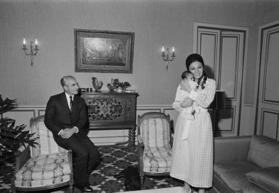 Prokletsvo porodice Pahlavi iz Irana je možda i najjezivije ! Prokletsvo porodice Pahlavi iz Irana je možda i najjezivije !