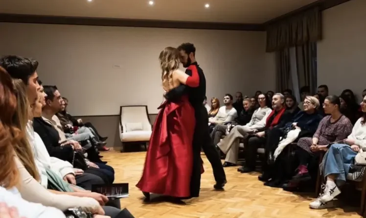 Mladi čovječe, tvoje vrijeme je sada: Ovako se dolazi do promocije u Kući Milanovića !