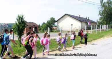 Škole nisu čuvališta: Učitelji protiv produženog boravka tokom raspusta !