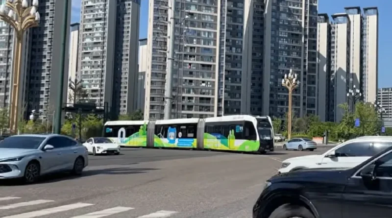 Bh. grad među prvima u Evropi dobija tramvaj bez šina, evo kako radi !