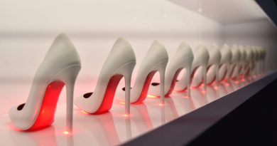 Kako je zbog jedne srećne okolnosti nastao crveni đon Louboutin cipela !