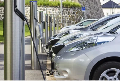 Sve više električnih automobila na putevima BiH uprkos padu tržišta !