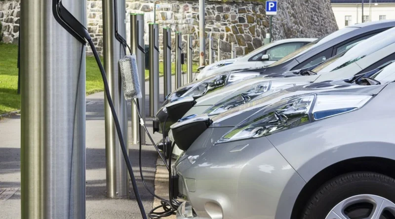 Sve više električnih automobila na putevima BiH uprkos padu tržišta !