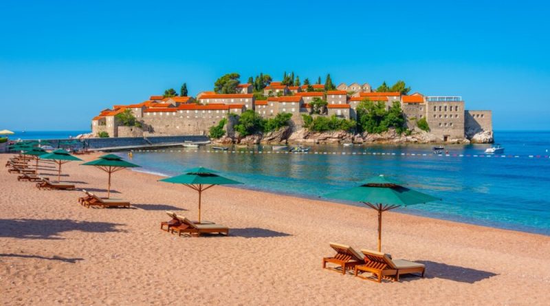Ovo su najbolje plaže na svetu za 2026: Sveti Stefan u prvih 50 u Evropi, Grčka dominira !