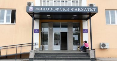 Šta ću s diplomom filozofa?! Studenti-praktičari bježe od humanističkih nauka !