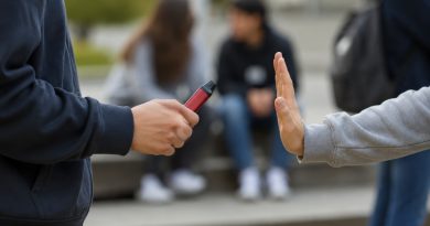 U školskim dvorištima Banjaluke sve više vejpa i snusa: Inspektorat priznaje problem, zakon još čeka