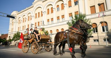 U duhu tradicije i običaja: Održana još jedna kočijada na “Duhovski utorak” !
