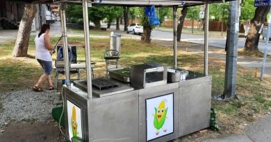 Oglas koji je iznenadio mnoge: Ovo je plata koju dobijete za prodaju kukuruza !