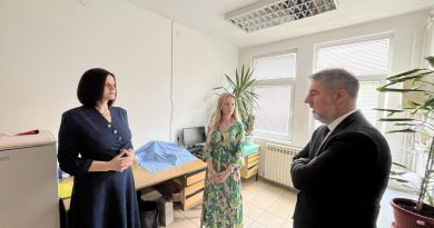 ŠERANIĆ: Pomoć Novom Goraždu da nabavi novo sanitetsko vozilo