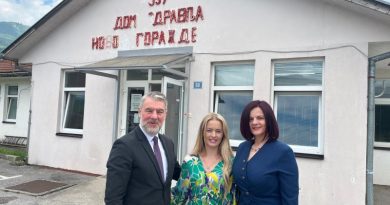 ŠERANIĆ: Pomoć Novom Goraždu da nabavi novo sanitetsko vozilo