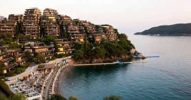Mnogima omiljene za opuštanje uz more: Ovo su najlepše plaže Crne Gore !