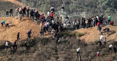 Stanovnici Seute, španske enklave u Africi, srušili skloništa za migrante !