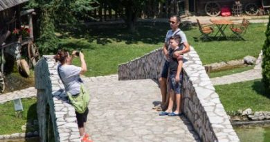 Vlada Srpske donijela odluku, evo ko ima pravo na turistički vaučer !