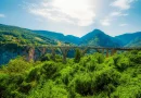 Nestvarna jezera, vrhovi viši od 2.000 metara i legende koje lede krv !