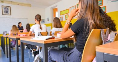 Počinje nova školska godina: Evo koliko đaka sjedi u klupama širom Republike Srpske !