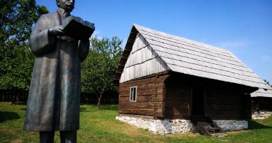 Zbor između književnosti i šatora: Ima li još Kočića na Manjači !