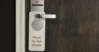 Stigli ste u hotel? Ne otvarajte kofer dok ne proverite ove stvari u hotelskoj sobi !