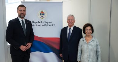 Kraljevski par Karađorđević posjetio Predstavništvo !