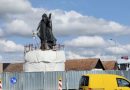 Folija još skriva detalje: Spomenik knezu Lazaru postavljen na postament !
