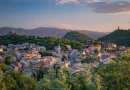 Gde na jesenji beg na Balkanu: 5 gradova za šetnje, hranu i istoriju !