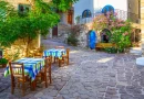 Možete zaboraviti na Santorini i Mikonos: Ovo grčko ostrvo izgleda potpuno drugačije od svega što očekujete