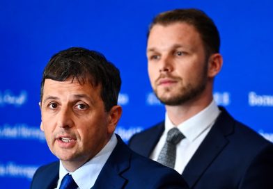Vukanović oštro po Stanivukoviću: Besmislena kampanja za premijera, neka to objesi mačku o rep!
