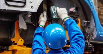 Francuska i Nemačka sklopile veliki dogovor o budućnosti autoindustrije: Žele da ublaže pravila EU