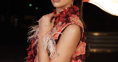 Chanel revija u Parizu okupila je najveća imena, ali nekoliko lookova ukralo je pažnju!