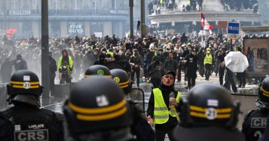 Stiže vojska, “Žuti prsluci” pozvali na “Drugi čin”: Zakazan novi masovni protest u Francuskoj